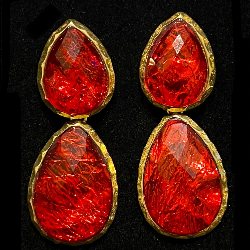 Amrita Singh Red Tear Drop Resin Pierced Earrings, like new, never worn